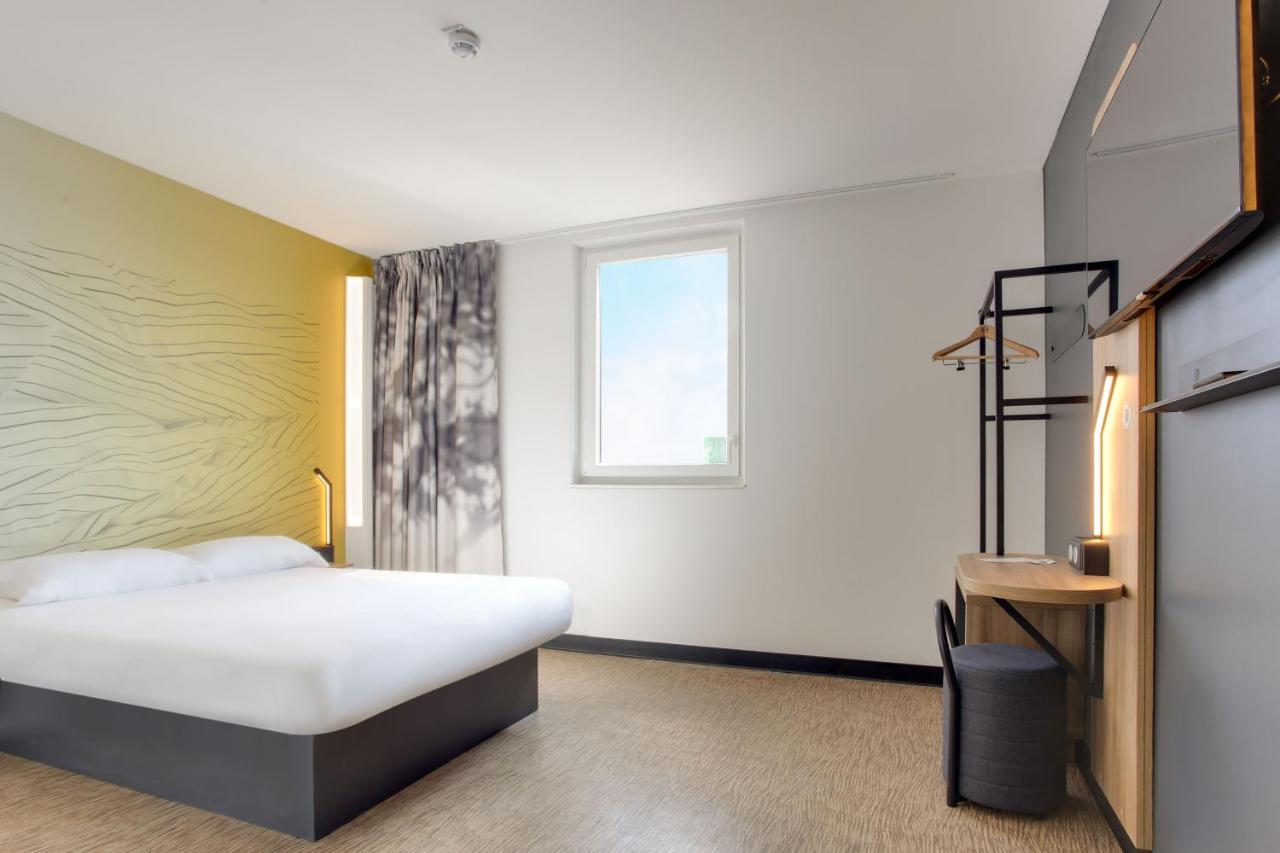 B&B Hotel Сент Экстерьер фото