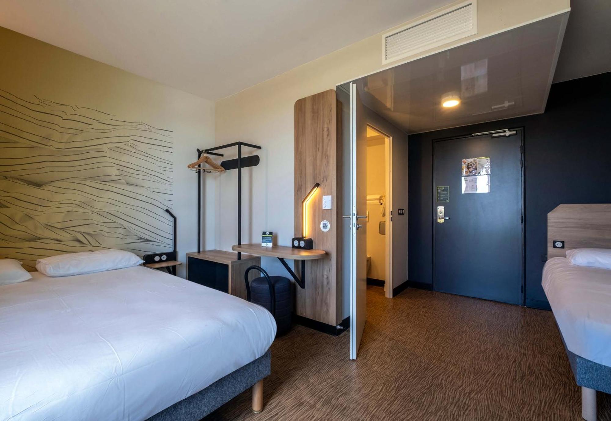 B&B Hotel Сент Экстерьер фото